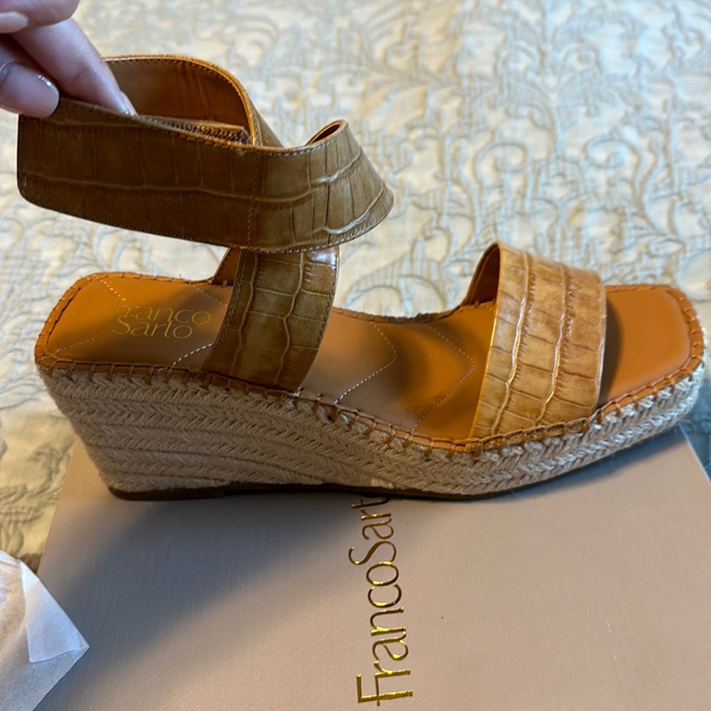 Women’s Franco Sarto Carezza Espadrilles Women's Sandal In Maple Leather size9.5